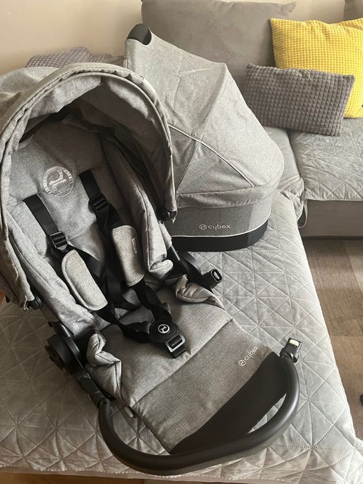 Детска количка Cybex с подарък - чадър, дъждобран  и комарник
