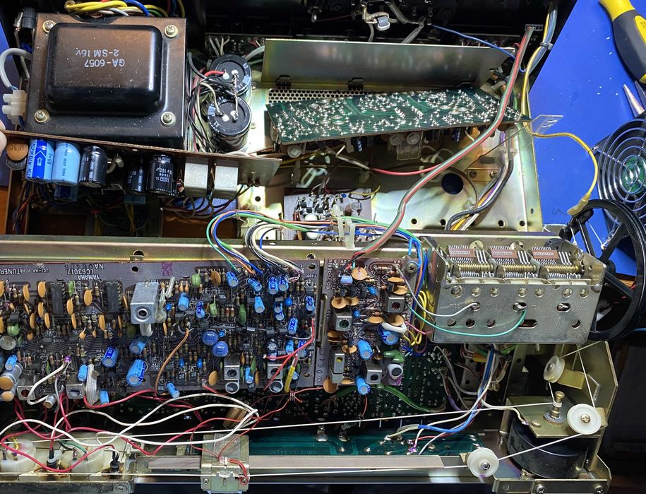 Reparatii audio Timisoara service electronice vintage amplificator