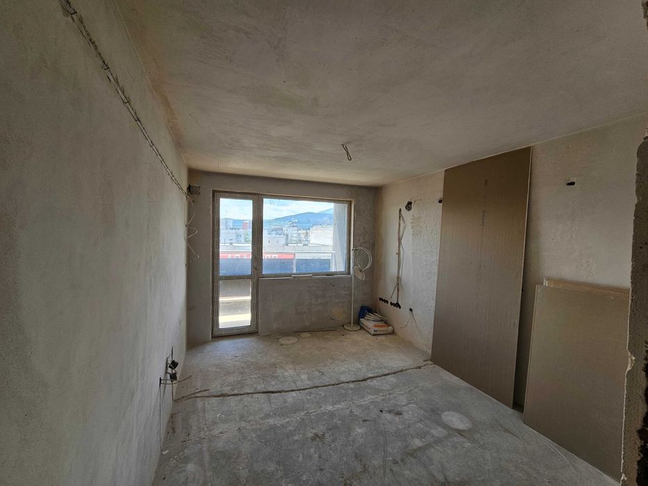 Продава се Многостаен апартамент в София, 7-ми 11-ти километър - 174 кв.м за 1249 €/кв.м - Снимка #8