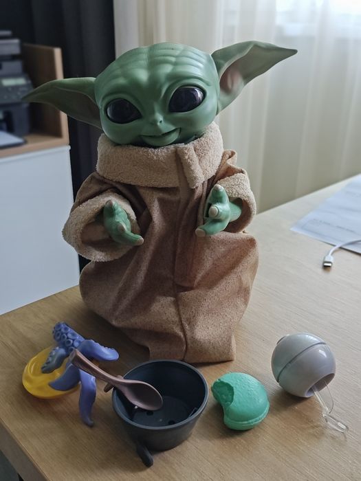 Vand jucărie Baby Yoda electric