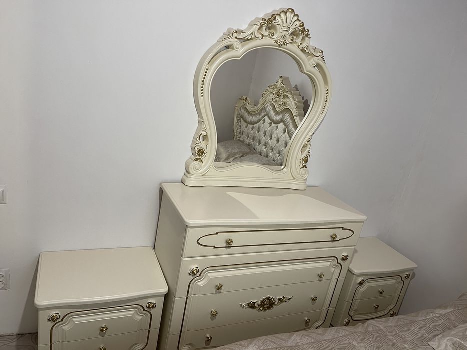 Спальный гарнитур Adele