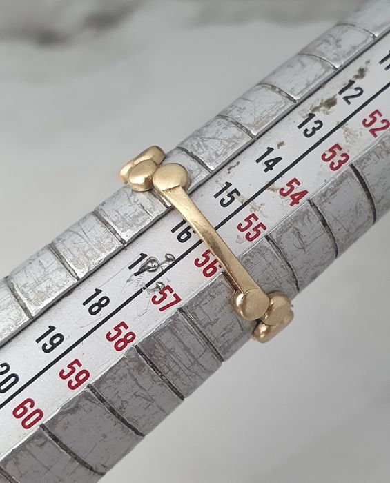 Inel din aur de 14K – mărimea 56, gramaj 1,59 g
