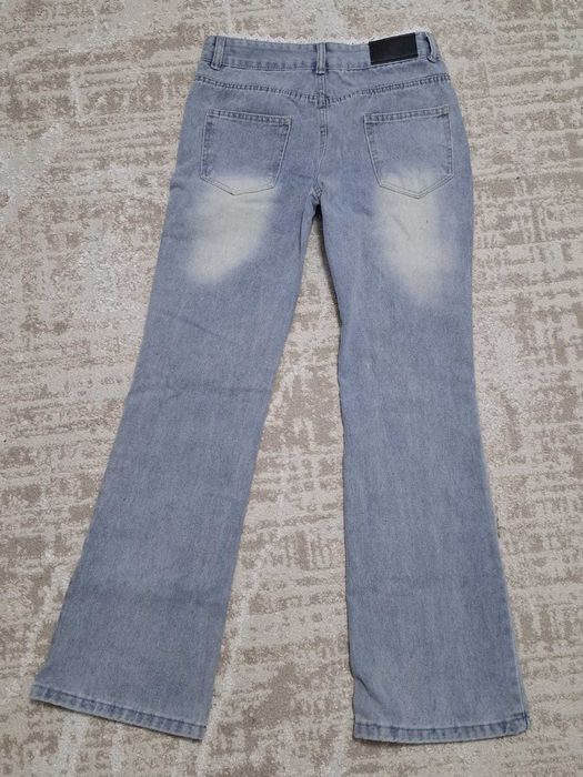 джинсы клеш на низкой посадке