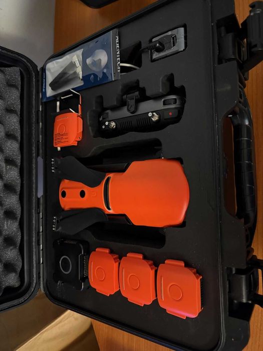 6K Дрон Autel Evo 2 Pro V1 Rugged Bundle с 5 батерии, 2 дистанционни, charging hub, бързо зарядно