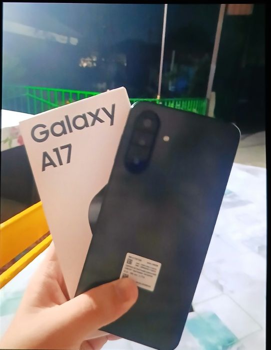 Samsung A17 идеал