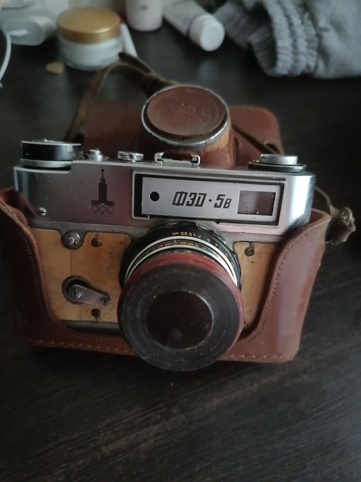 Продам фотоаппарат ( ретро)