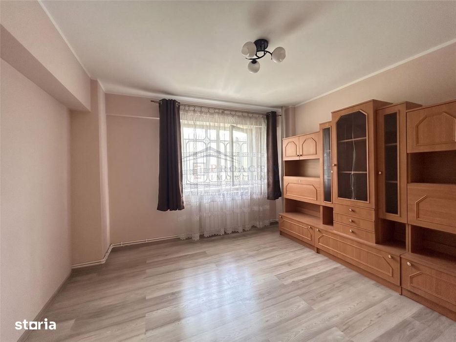 Apartament 3 camere | George Enescu | Etaj 3 | 75 mp | 3c-4458