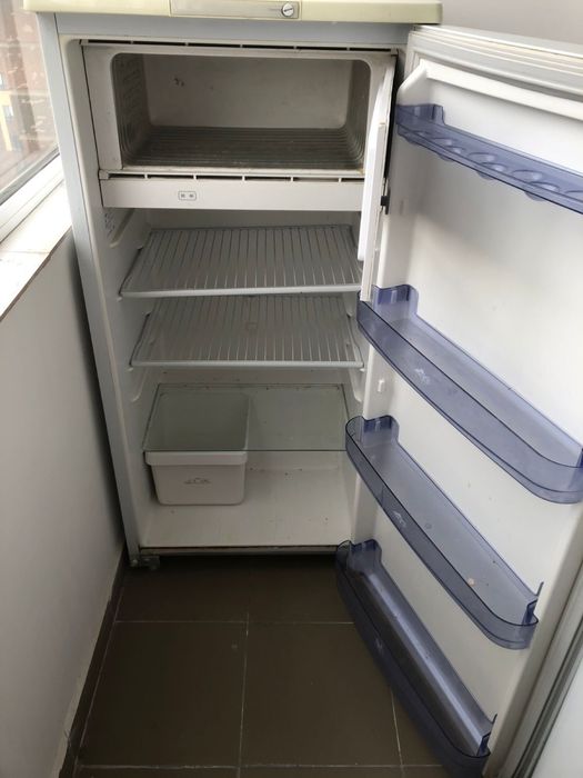 Холодильник маленький бирюса