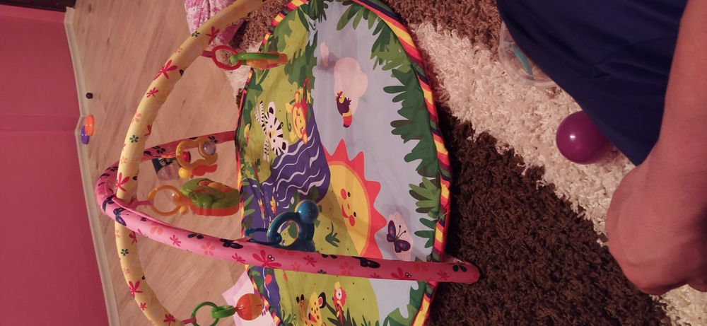 Активна гимнастика за бебе