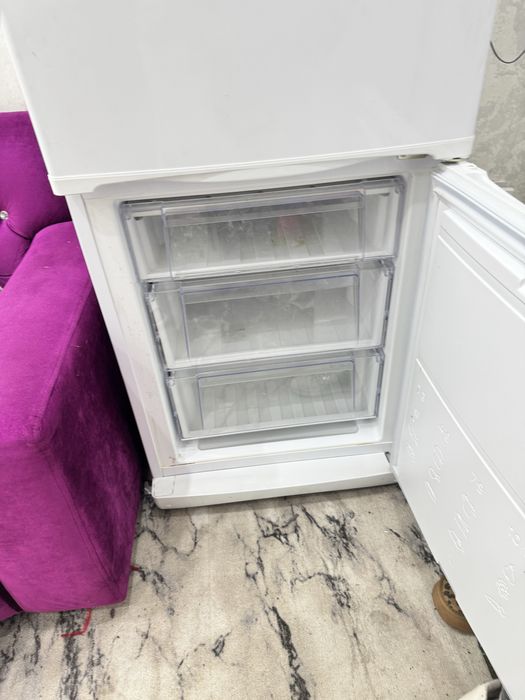 Холодильник INDESIT