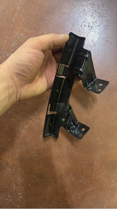 Крепление фары JAC