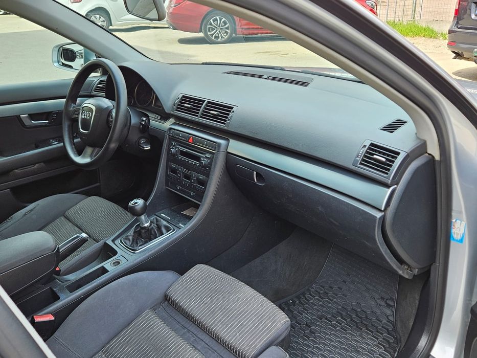 Audi A4 1.9 Tdi Interior S line