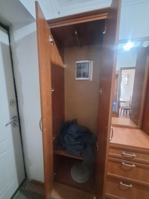 Продам б/у прихожую