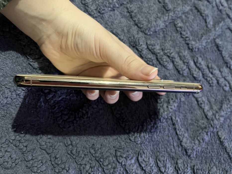 Продается айфон 11 про мах 256 гб