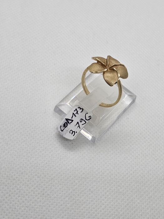 Vand inel dama din aur 14 k 3.79 g cod 173