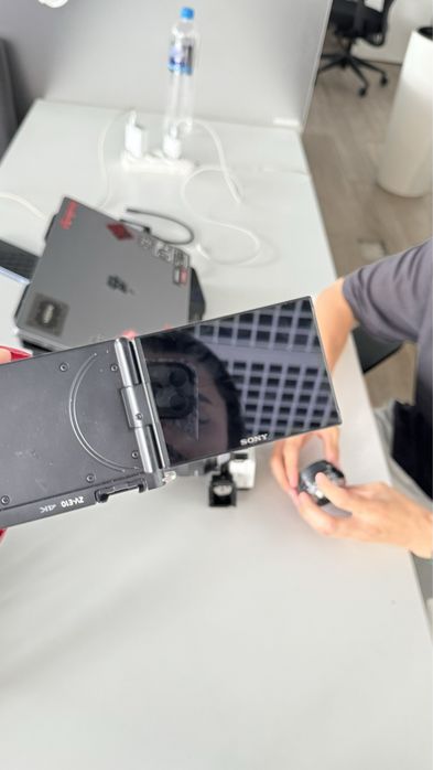 продаю Sony zv e 10 почти новый