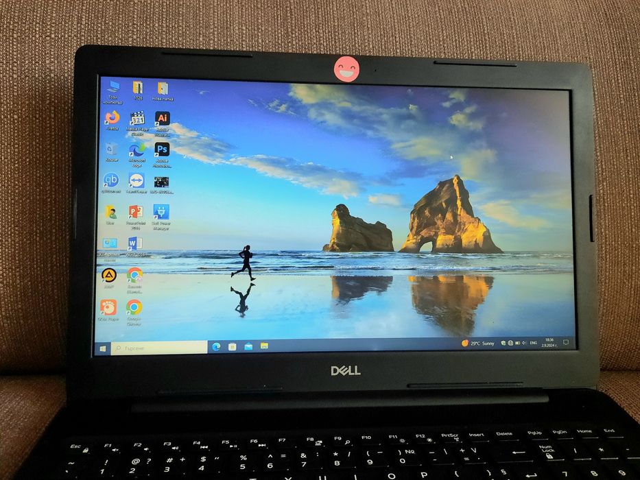 Продавам лаптоп Dell 3593