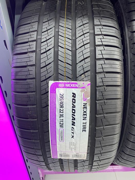 Nexen Roadian GTX  295/40R22