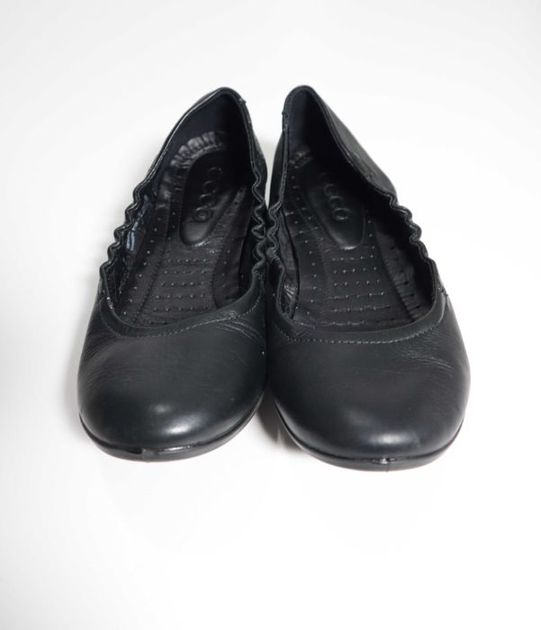 Balerini ECCO Anine din Piele Naturală – Mărimea 35 (21 cm)