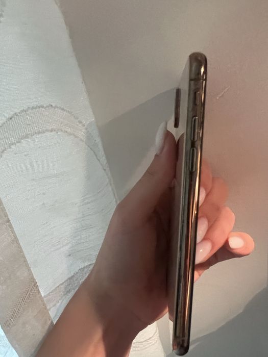 Iphone XS 64 GB в перфектно състояние