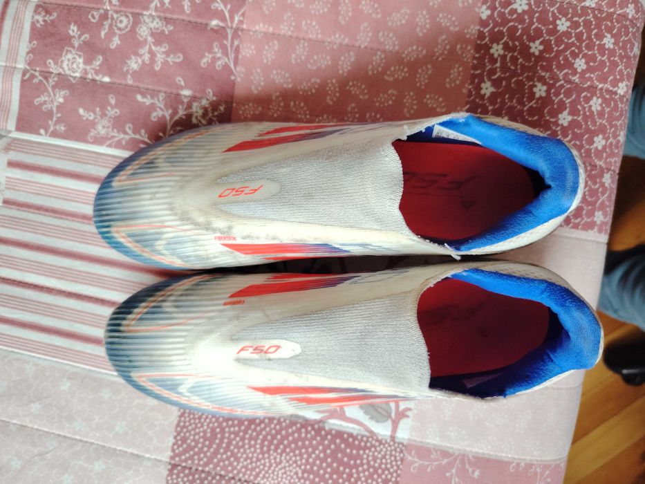 Бутонки за футбол