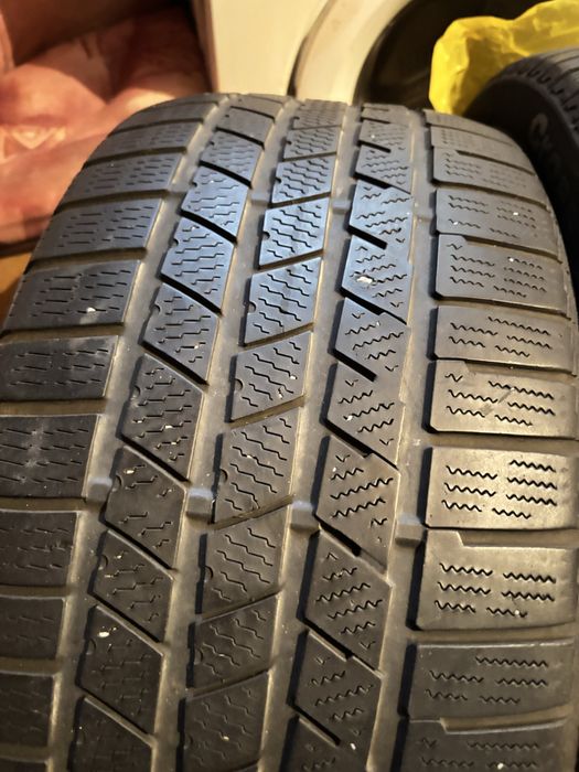 Зимни Гуми 275/40/20 "Continental cross contact"
