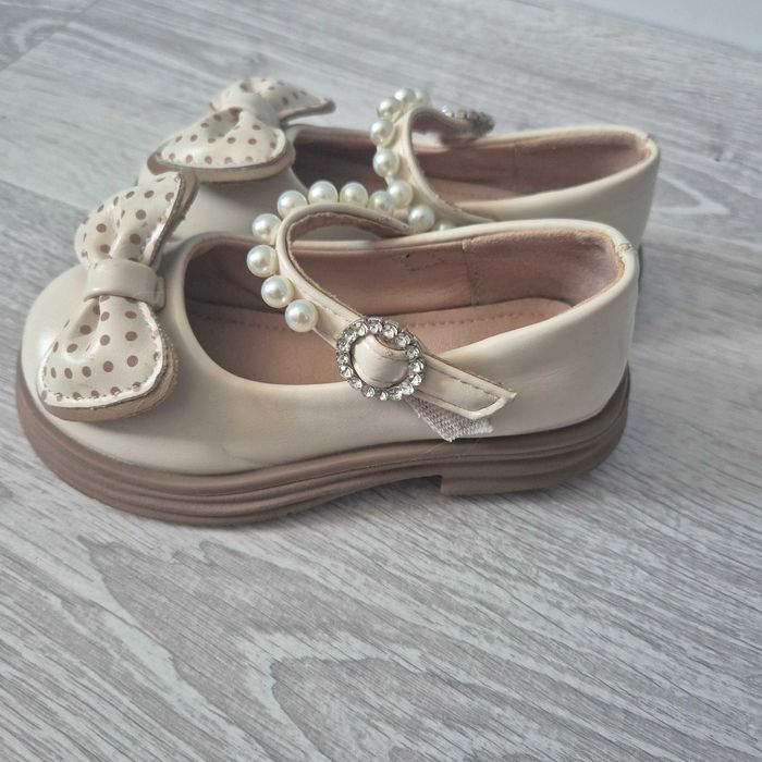 Pantofi fetita cu fundita si perle, marime 27, scoala, gradinita