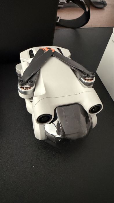 DJI Mini 3 Pro Fly More Combo — идеальное состояние
