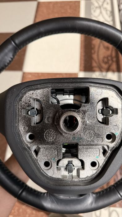 malibu 2 руль  original black piano