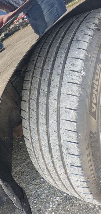 Гуми с ляти джанти 215х55х16 оргинални Volvo V60