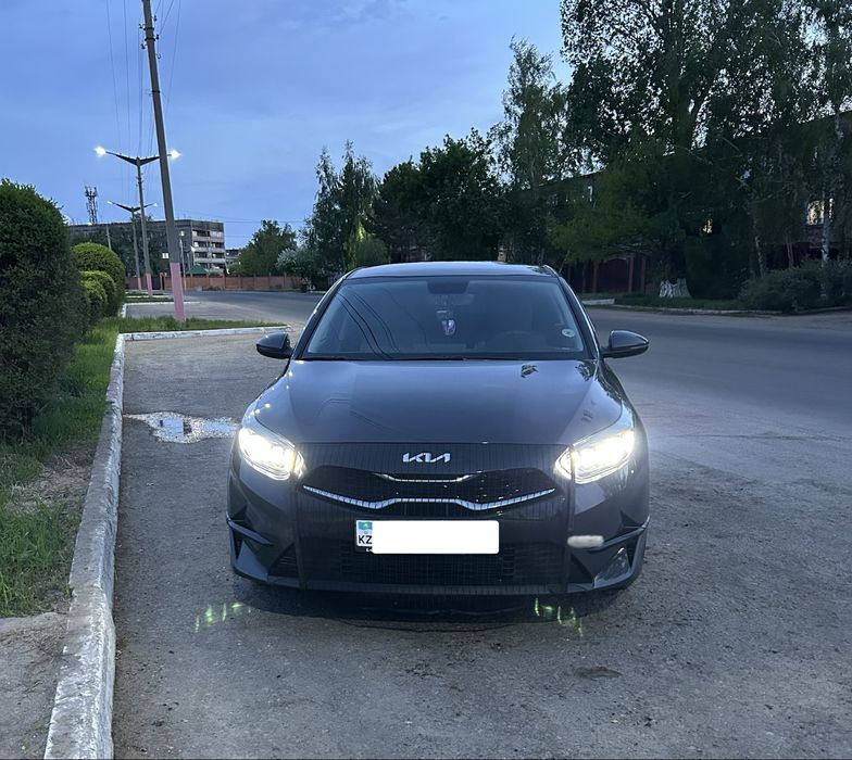 продам kia ceed