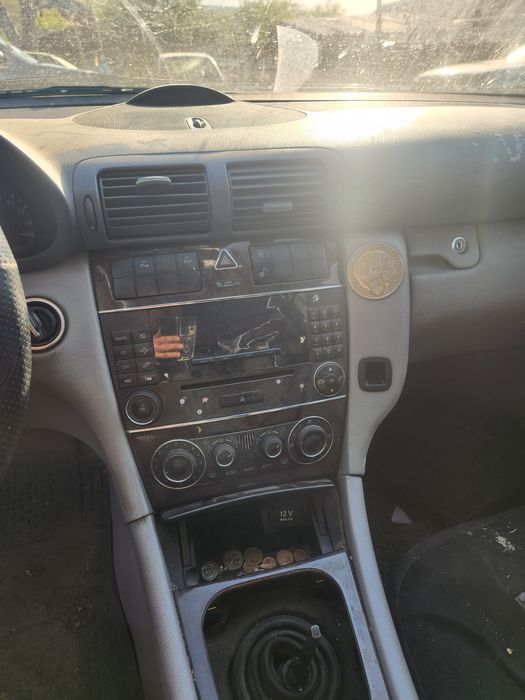 Мерцедес w203 2.2цди 143 на части/Mercedes w203 2.2cdi 143 na chasti