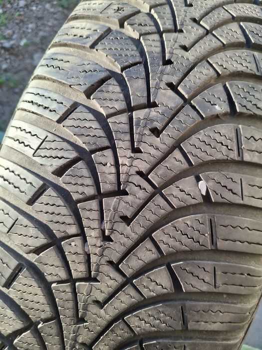 4 Anvelope de iarnă  205 60 r16  Goodyear