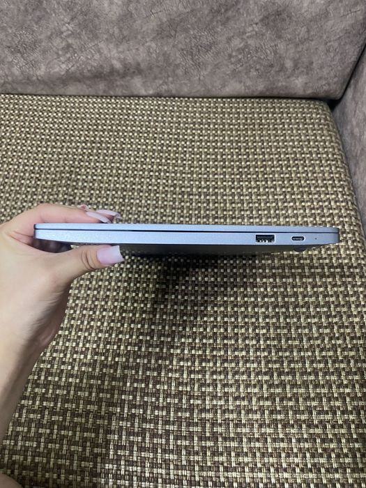 Продается ноутбук xiaomi
