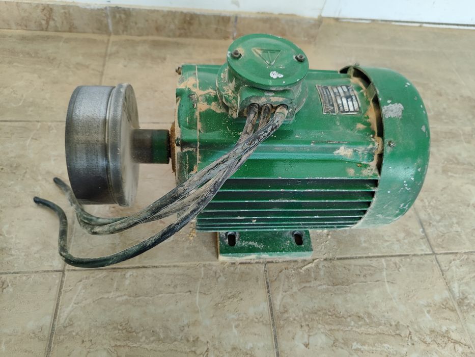 Motor trifazat 3 kw