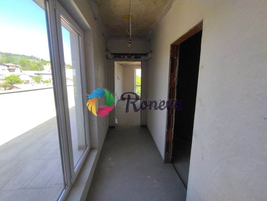 Продава се Мезонет в Варна, Възраждане 1 - 214 кв.м за 596 €/кв.м - Снимка #4