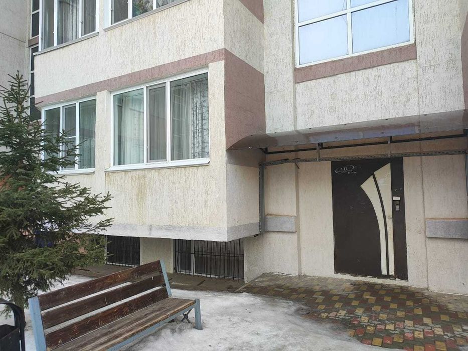 Срочно продам 2 х ур.кв. Женис