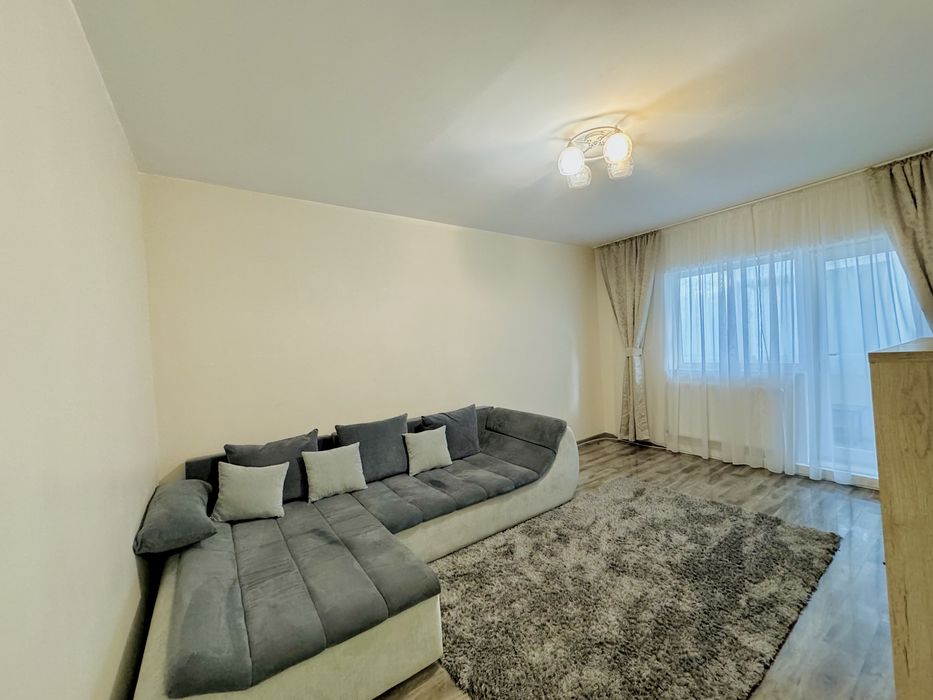 Proprietar, vand apartament cu 2 camere in mazepa2, etaj 1