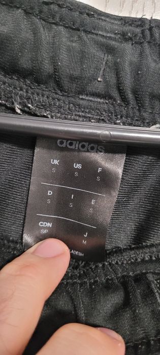 Комплект анцуг Adidas размер С/S