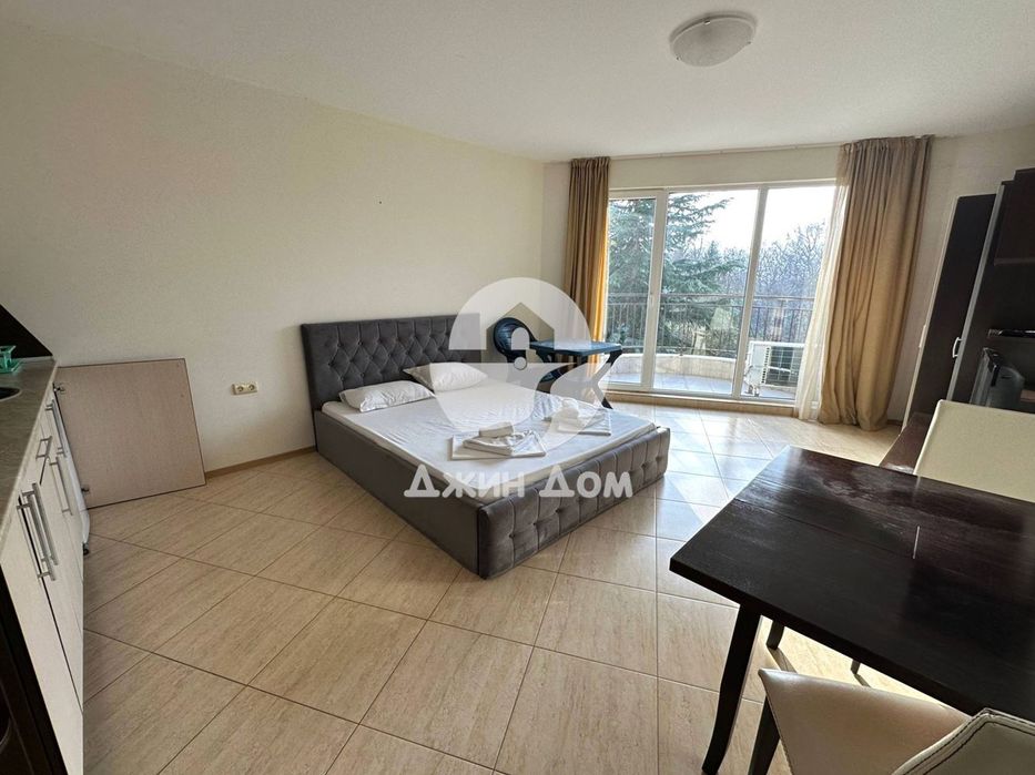 Едностаен апартамент на ПЪРВА ЛИНИЯ в к-с „Мидия“, гр. Ахелой