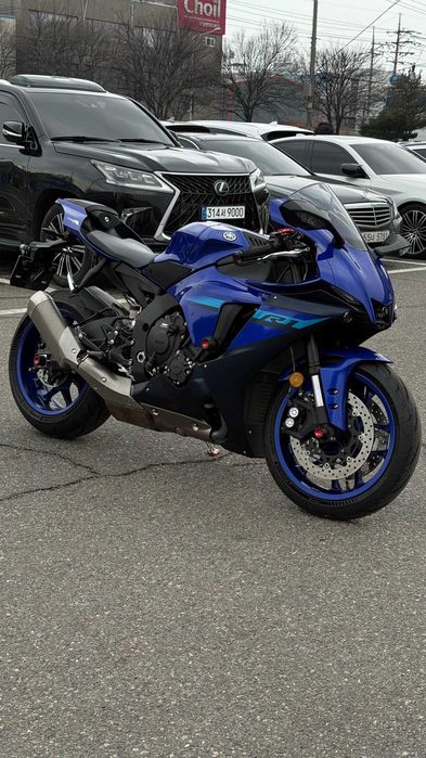 Yamaha YZF-R1 2024