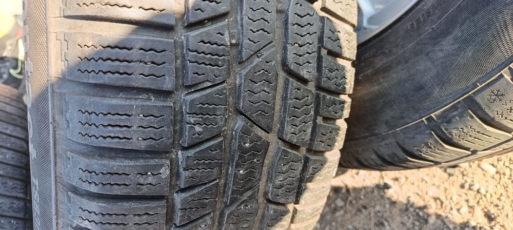 Vând roți 215/60/16-5×112  cu cauciucuri iarnă-Skoda,Audi ,VW