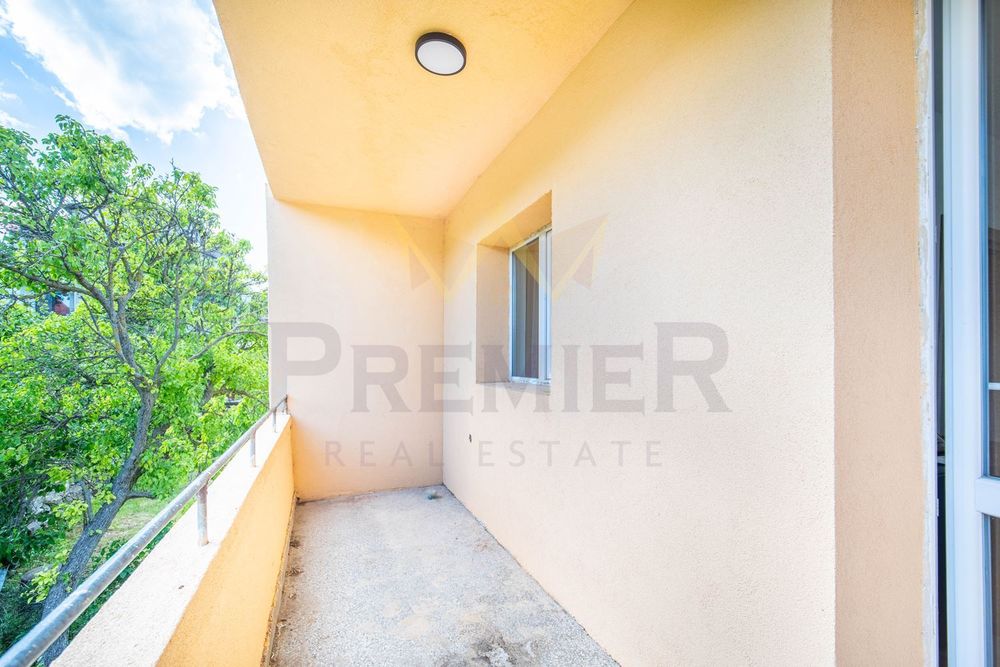 Къща в гр. Варна, кв. Виница, ул. Кастрица