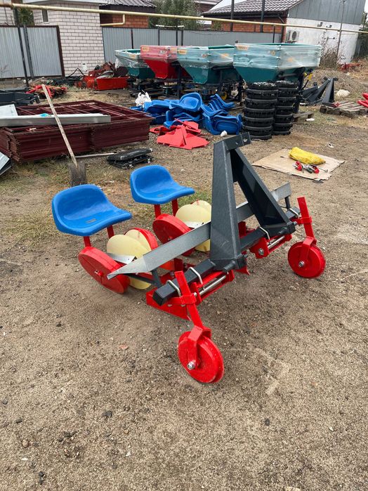 Рассадопосадочная машина двухрядная D-Pol