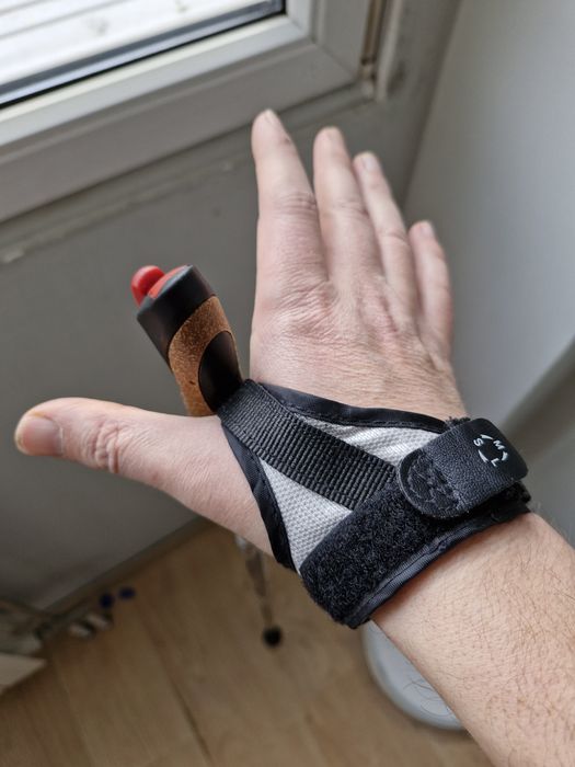 Ски тренинг  щеки Leki  dural serias