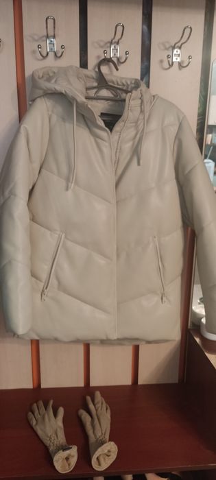 Продам пуховую куртку