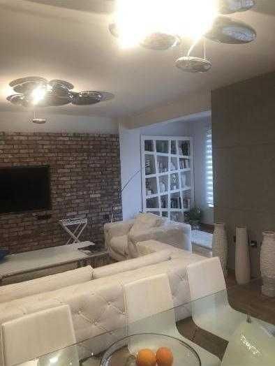 Дава се под наем Двустаен апартамент в Бургас, Братя Миладинови - 68 кв.м за 204 € - Снимка #3