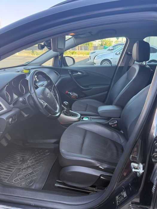 OPEL Astra 2012 — imagine 3