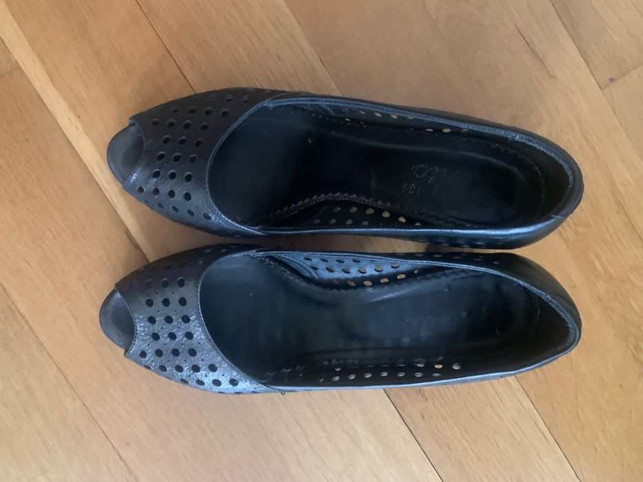 Дамски обувки от естествена кожа