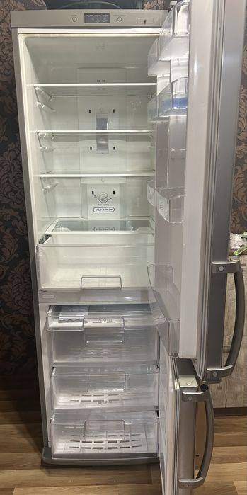 Продам холодильник LG
